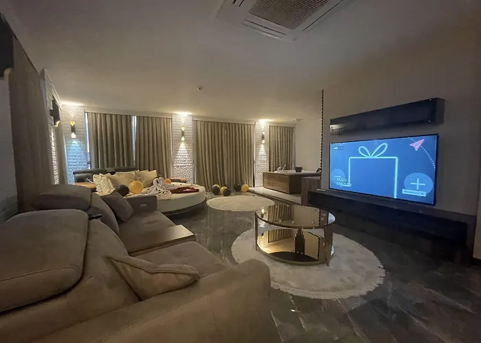 Le Luxe Suites Hotel